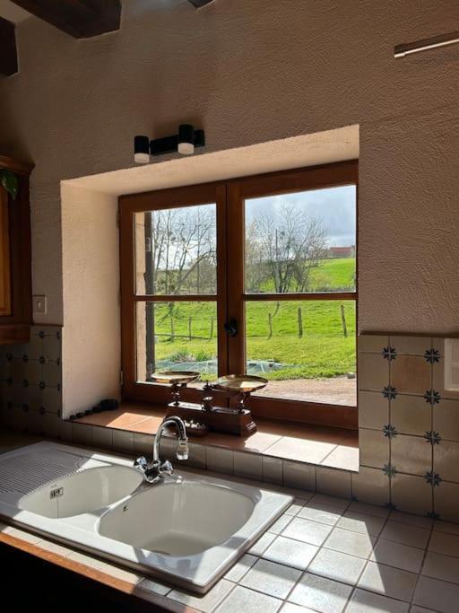 La Maison De Barbara La Guiche Exteriér fotografie